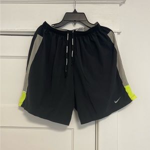 EUC Boy’s Size Medium Nike Dri-fit Flex Stride Drawstring Running Shorts Black